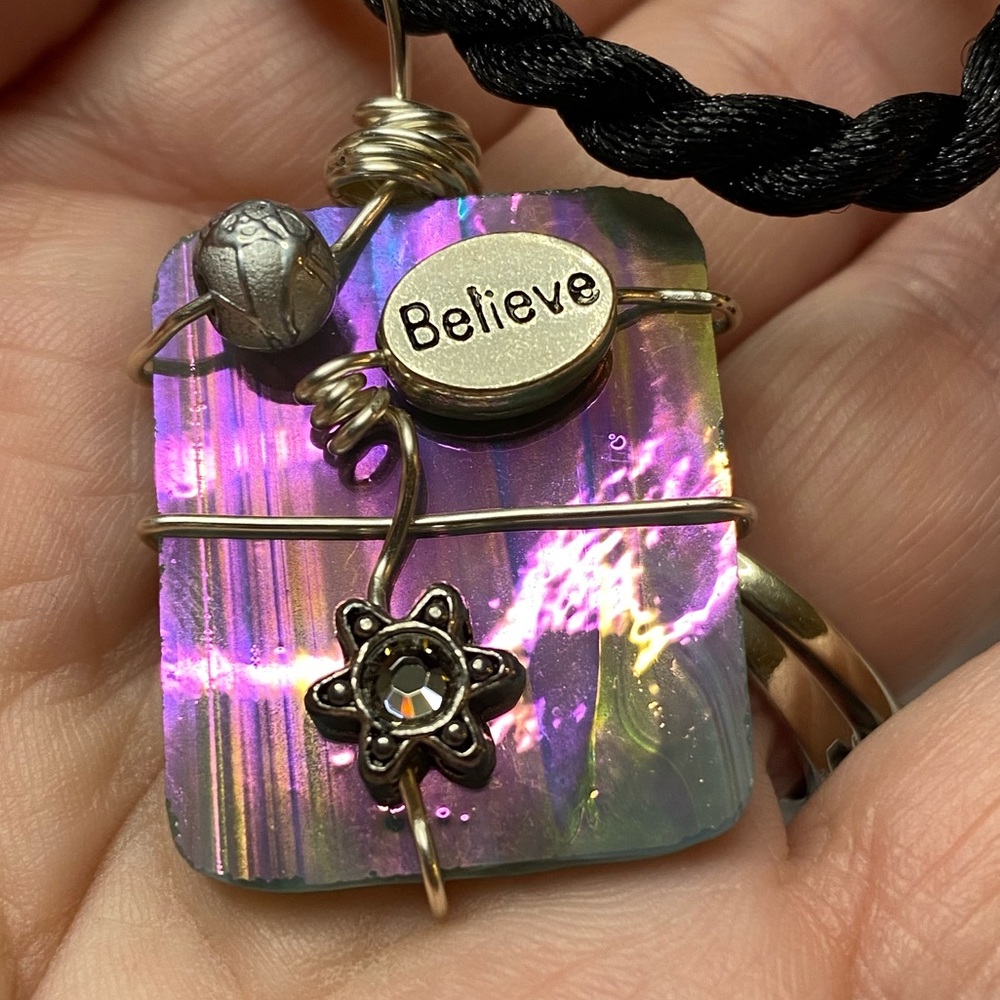 Retro Glass “Believe” Iridescent Necklace